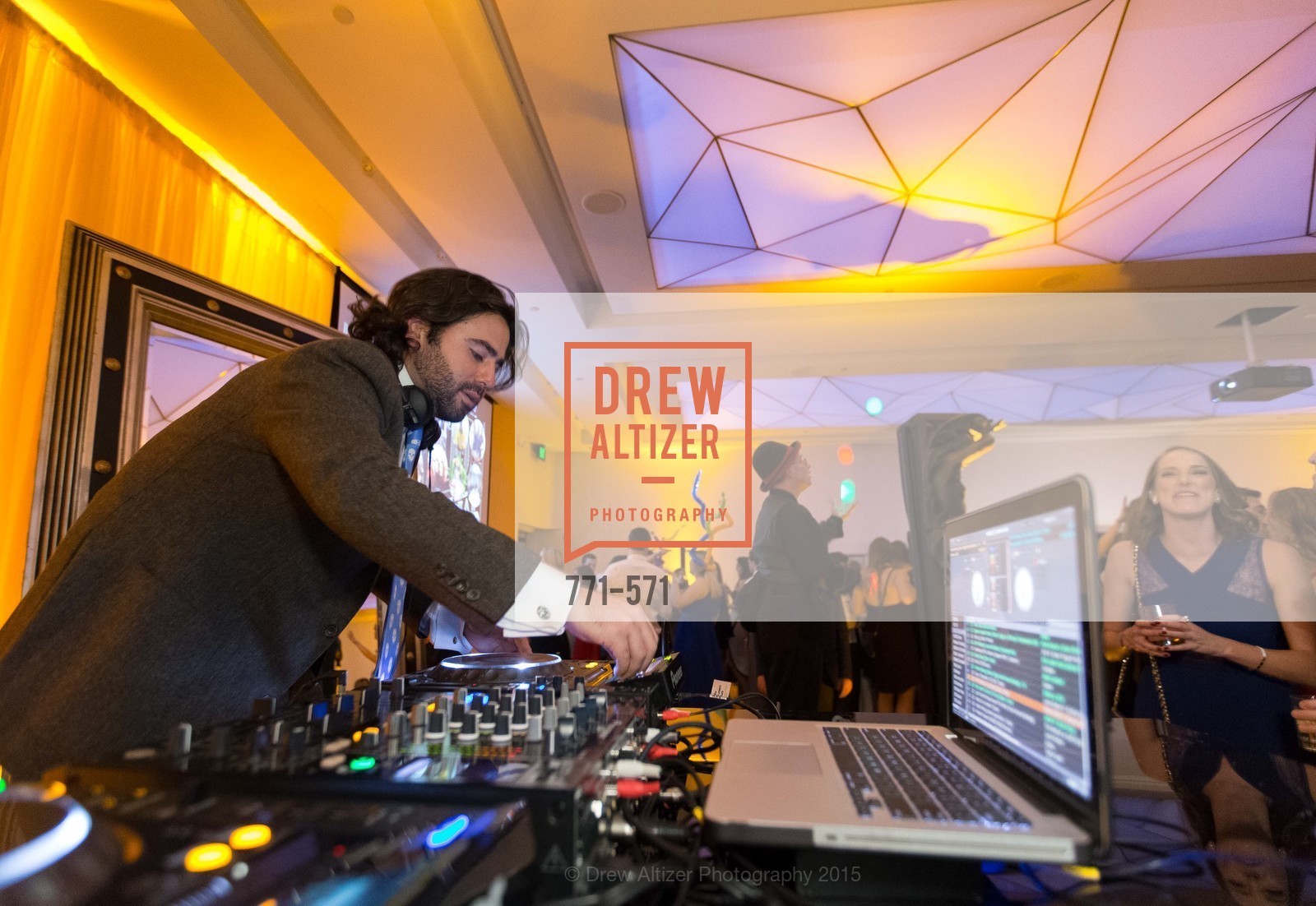 Austin Afridi, The 10th Annual San Francisco Social, W Hotel. 181 3rd St, November 21st, 2015,Drew Altizer, Drew Altizer Photography, full-service agency, private events, San Francisco photographer, photographer california