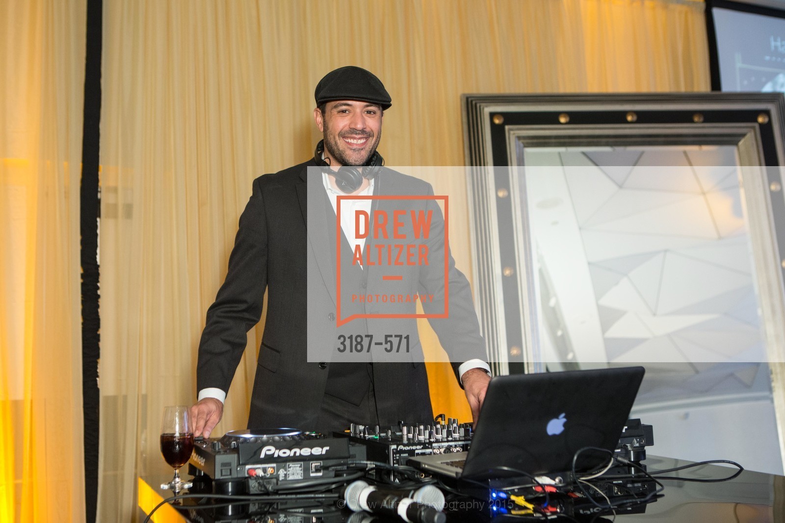 DJ David Carvalho, The 10th Annual San Francisco Social, W Hotel. 181 3rd St, November 21st, 2015,Drew Altizer, Drew Altizer Photography, full-service agency, private events, San Francisco photographer, photographer california