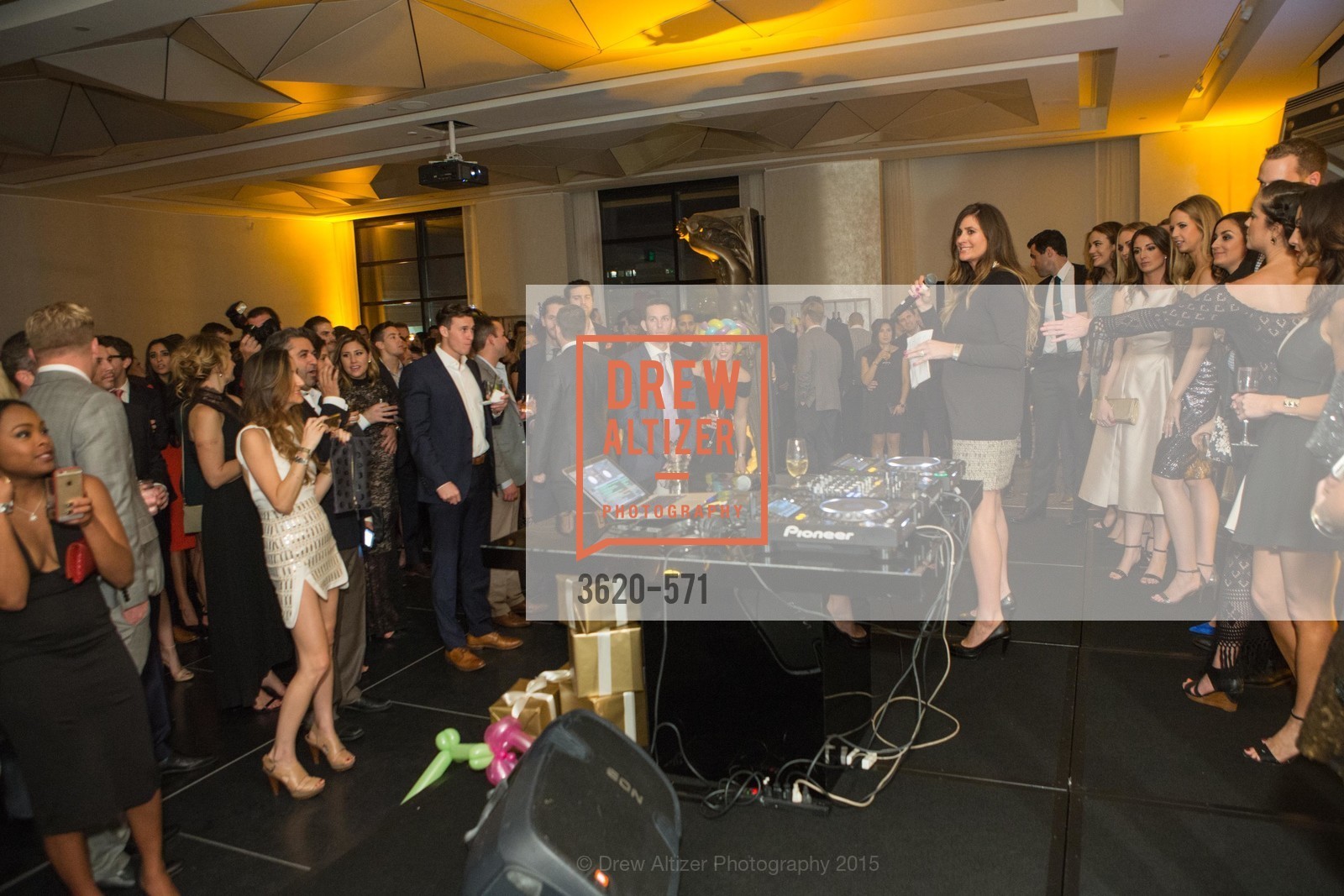 Atmosphere, The 10th Annual San Francisco Social, W Hotel. 181 3rd St, November 21st, 2015,Drew Altizer, Drew Altizer Photography, full-service agency, private events, San Francisco photographer, photographer california