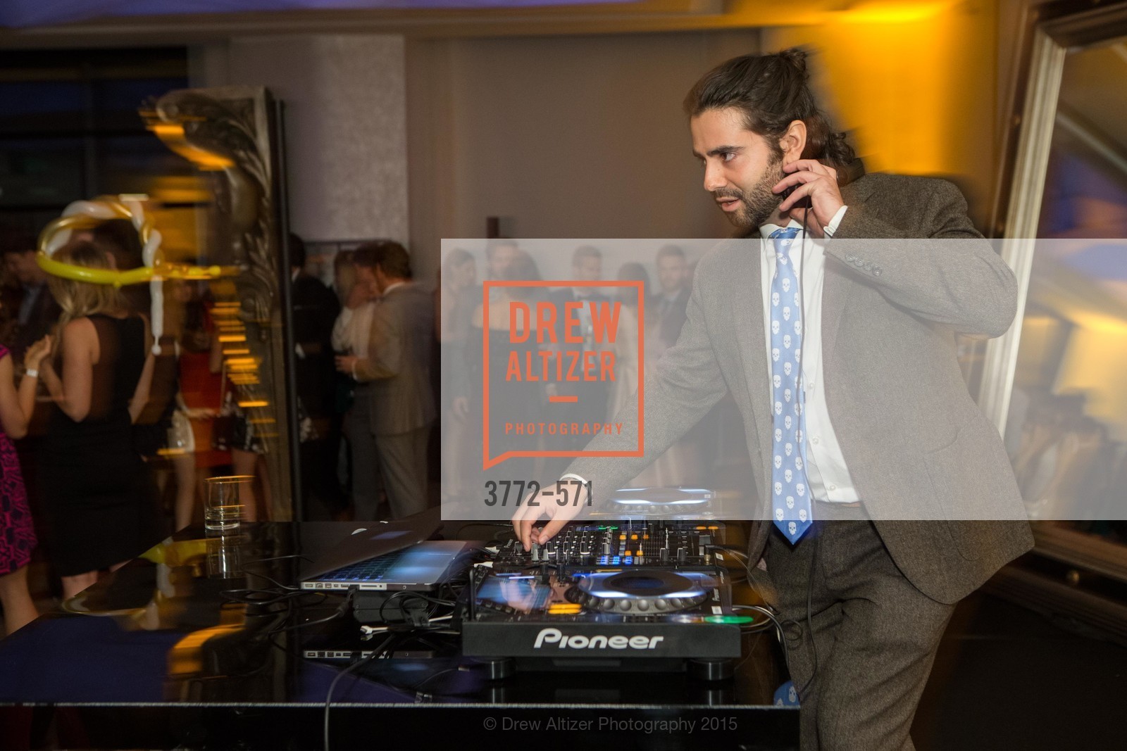 Austin Afridi, The 10th Annual San Francisco Social, W Hotel. 181 3rd St, November 21st, 2015,Drew Altizer, Drew Altizer Photography, full-service agency, private events, San Francisco photographer, photographer california