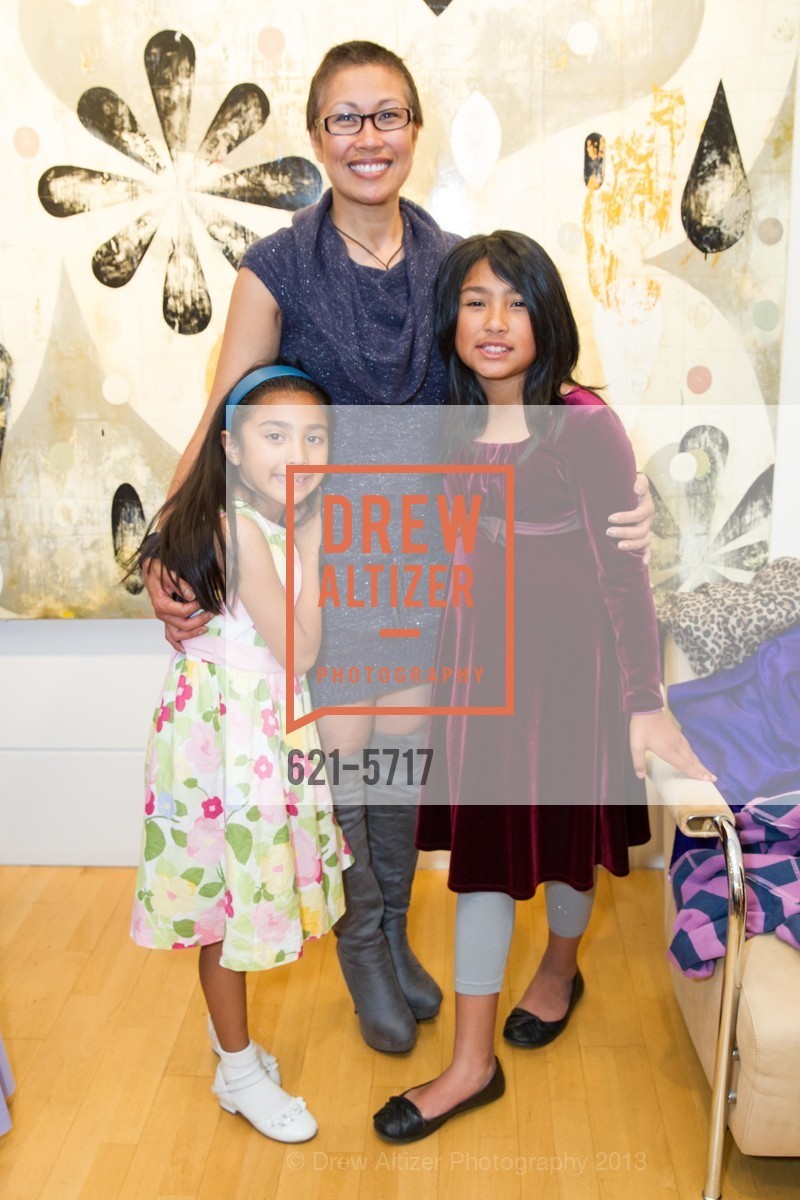 Ysabella Griarte Cortez, Freska Griarte, Lexi Cortez, THIS OLD BAG: The Power of the Purse Preview Party, US, August 7th, 2013, Photo #621-5717 Ysabella Griarte Cortez, Freska Griarte, Lexi Cortez, Photo #621-5717