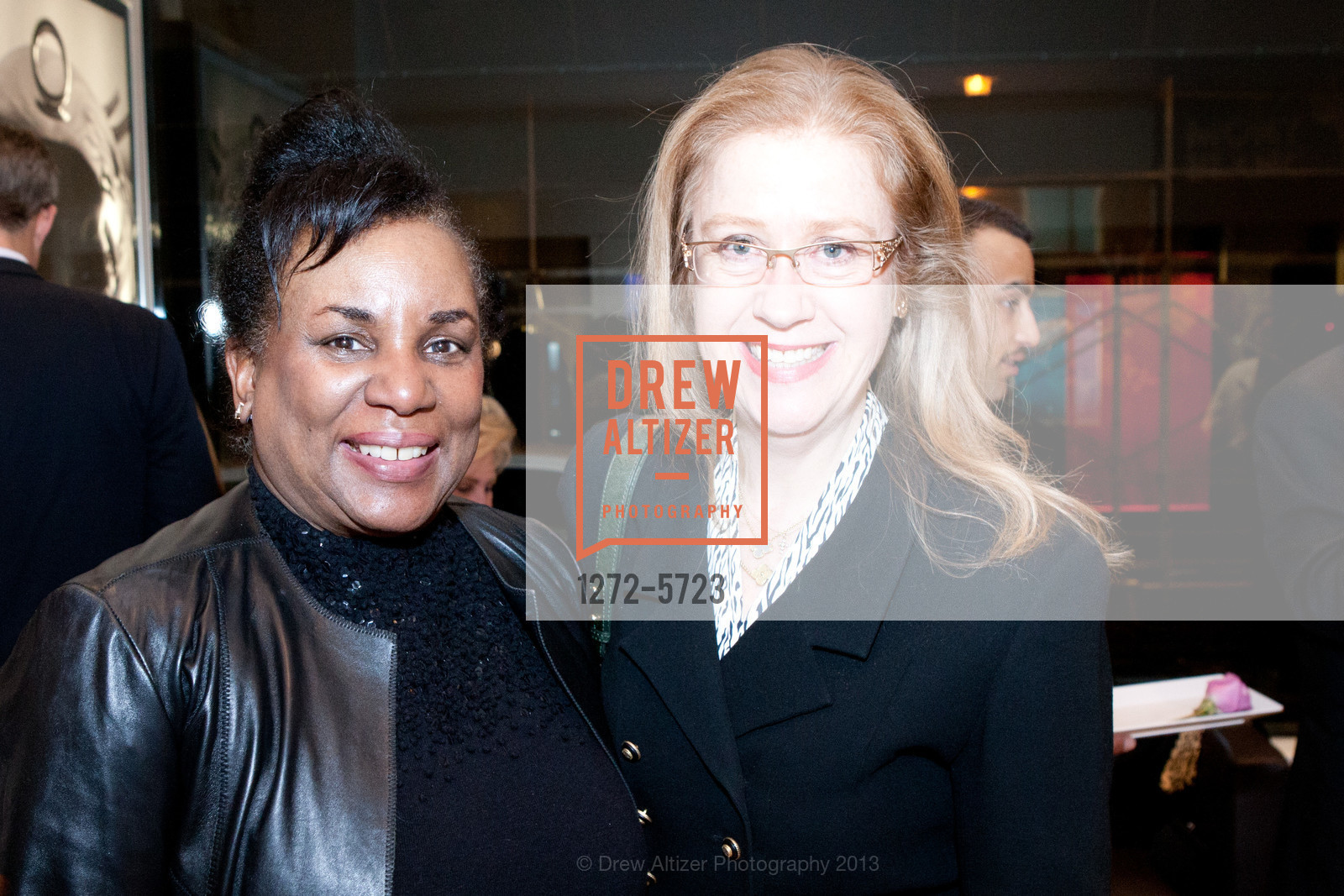 Valerie Toler, Carol Benz, Photo #1272-5723