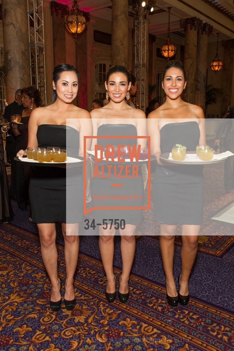 Cori Aguilar, Amaia Hierro, Denise Alvarez, Photo #34-5750