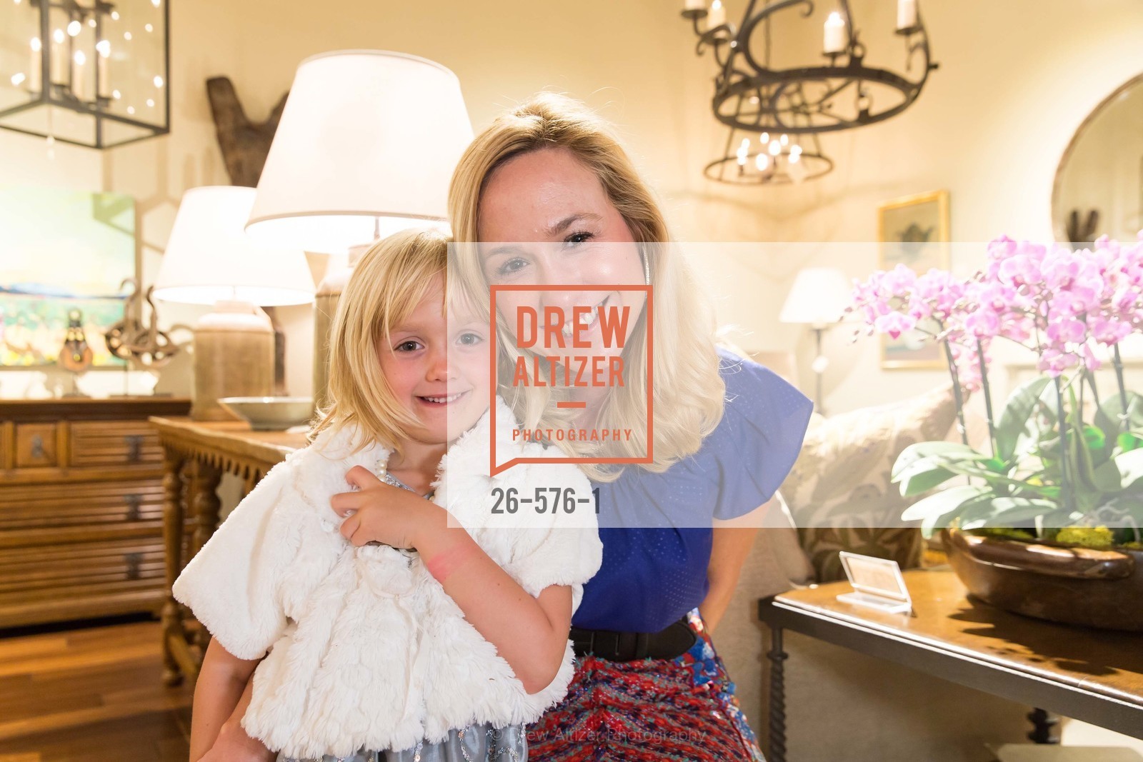 Sophia Turner, Lawanna Cathleen Turner, SF FALL ANTIQUES SHOW Designer's Circle Cocktail Party at HEWN, US, September 23rd, 2014,Drew Altizer, Drew Altizer Photography, full-service agency, private events, San Francisco photographer, photographer california