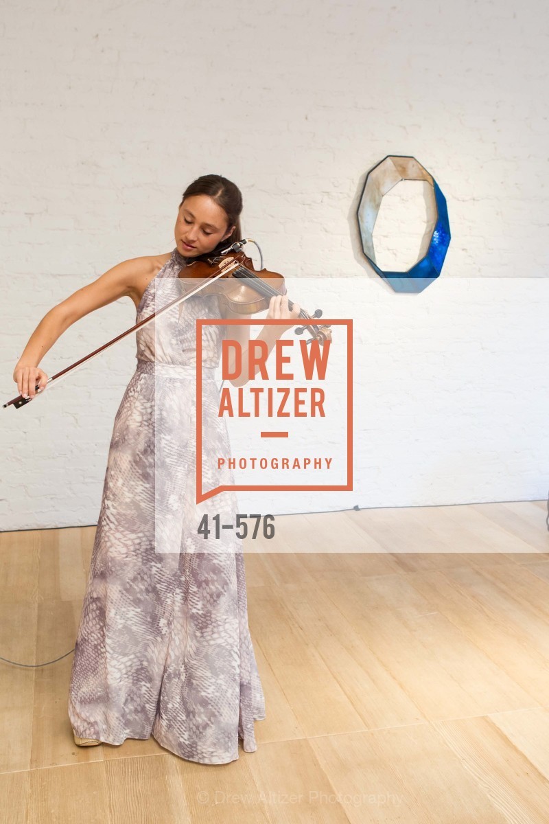 Performance By Gabi Holzwarth, SF FALL ANTIQUES SHOW Designer's Circle Cocktail Party at HEWN, US, September 23rd, 2014,Drew Altizer, Drew Altizer Photography, full-service event agency, private events, San Francisco photographer, photographer California