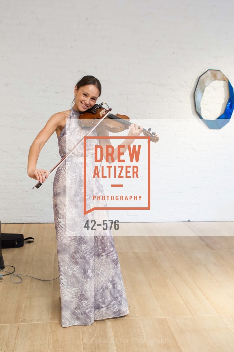 Performance By Gabi Holzwarth, SF FALL ANTIQUES SHOW Designer's Circle Cocktail Party at HEWN, US, September 23rd, 2014,Drew Altizer, Drew Altizer Photography, full-service agency, private events, San Francisco photographer, photographer california