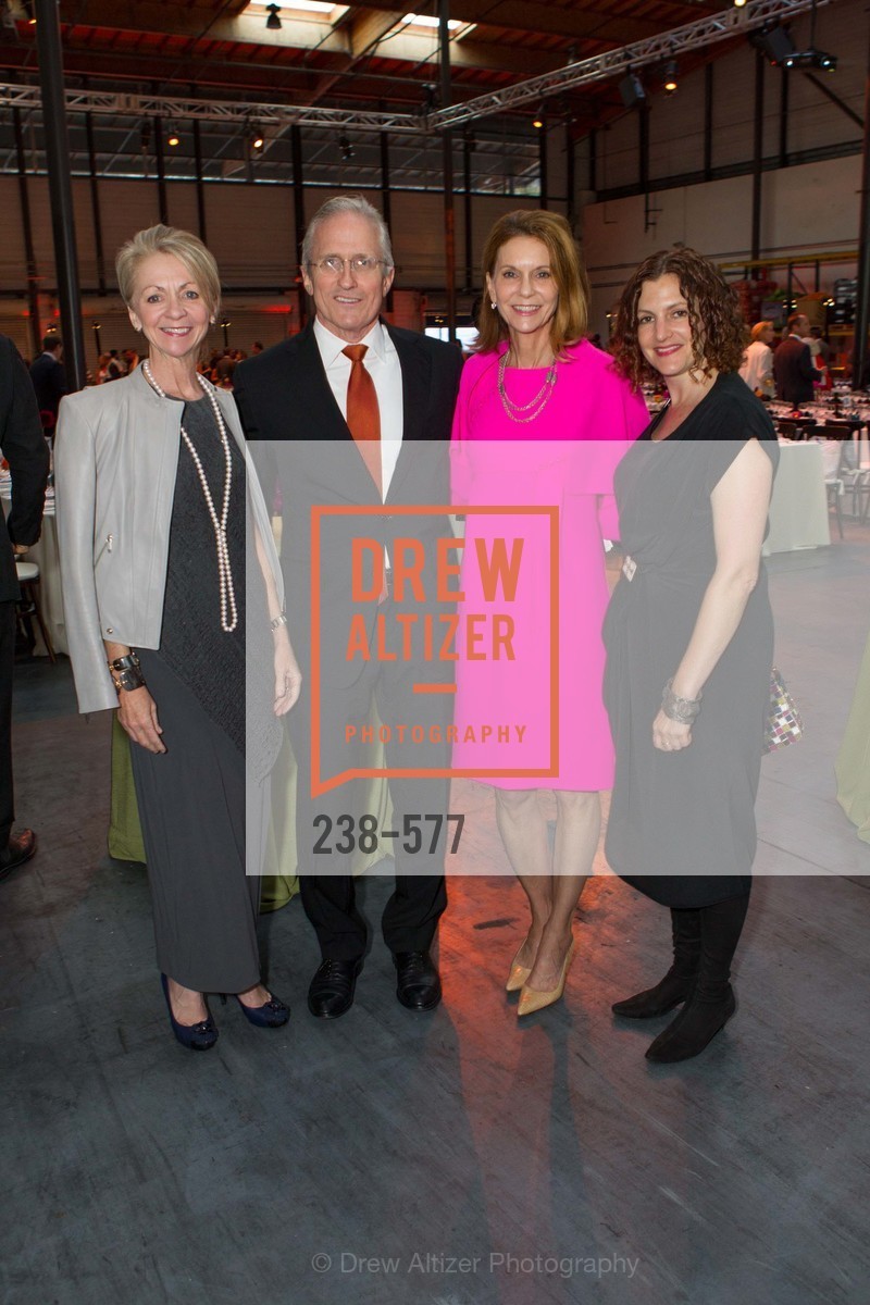 Margaret Beer, Jim Coulter, Penny Coulter, SF-MARIN FOOD BANK One Big Table Gala, US, Photo #238-577 Margaret Beer, Jim Coulter, Penny Coulter, Photo #238-577