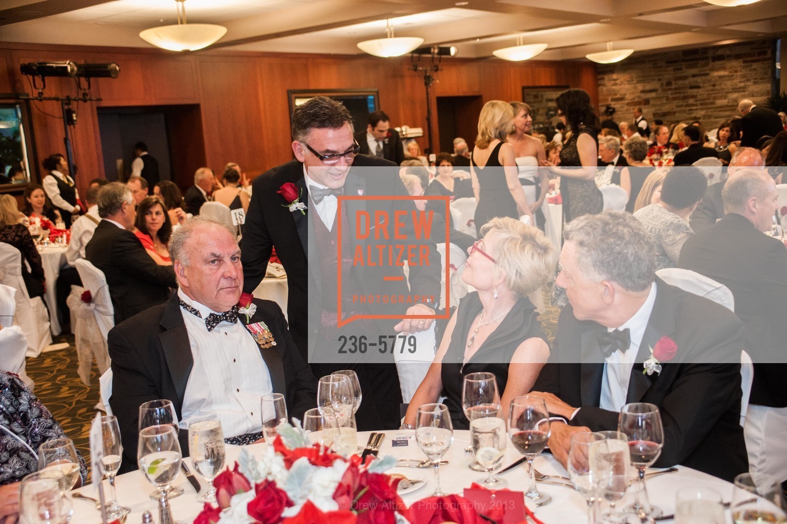 Lawrence Dietz, Arra Yerganian, Marla Sheiner, David Mednick, 2013 RED CROSS Petals of Hope Gala, US, May 4th, 2013, Photo #236-5779 Lawrence Dietz, Arra Yerganian, Marla Sheiner, David Mednick, Photo #236-5779