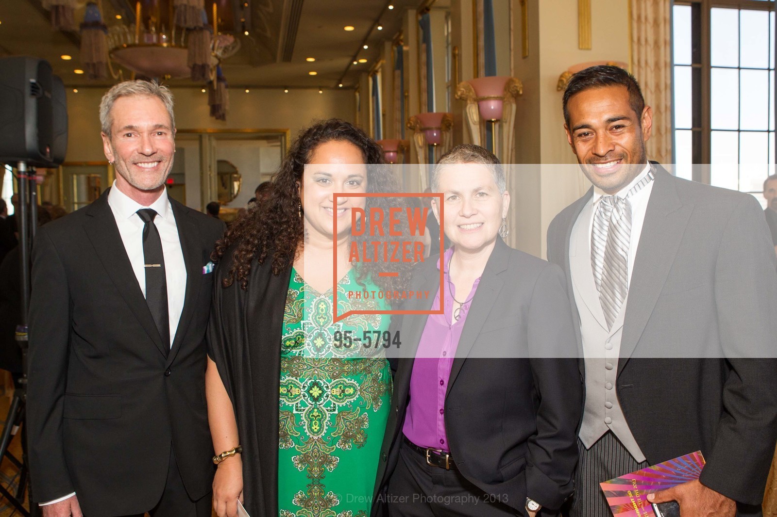 Jeff Schindler, Elaine Howard, Vitka Eisen, Fatai Tokolahi, Photo #95-5794