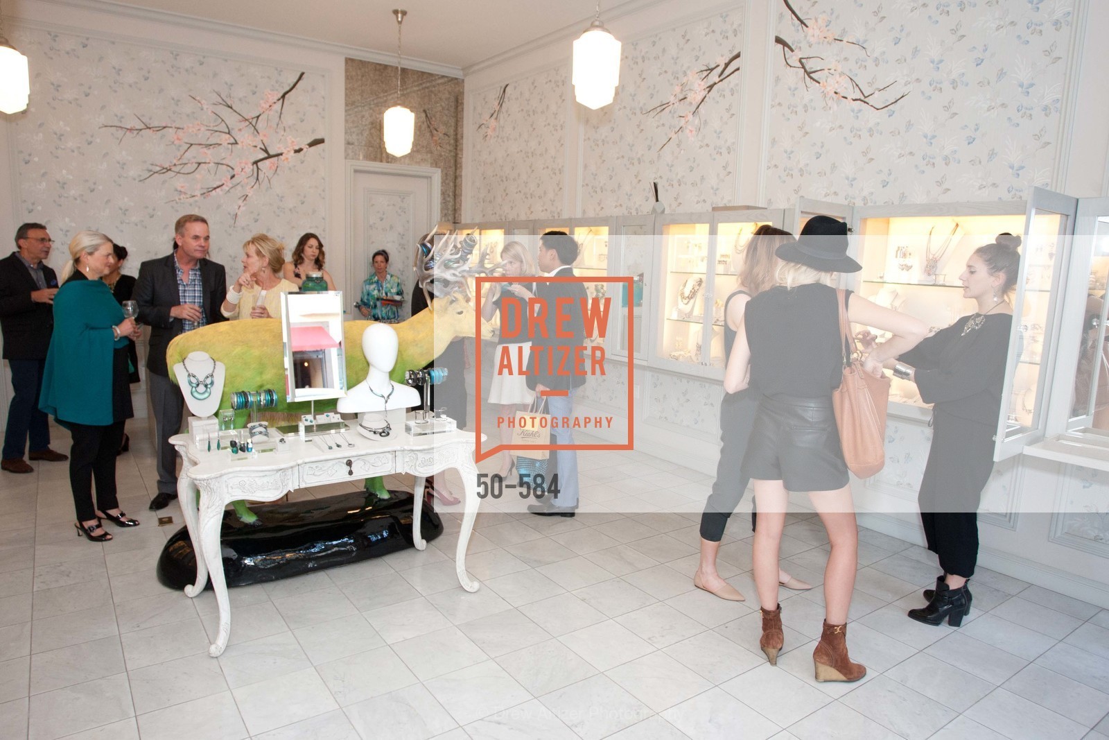 Atmosphere, Alexis Bittar Event; Support of the San Francisco Fall Antique Show Benefitting Enterprise for High School Students Francisco Fall Antique Show, benefiting Enterprise for High School Students, US, October 2nd, 2014,Drew Altizer, Drew Altizer Photography, full-service agency, private events, San Francisco photographer, photographer california