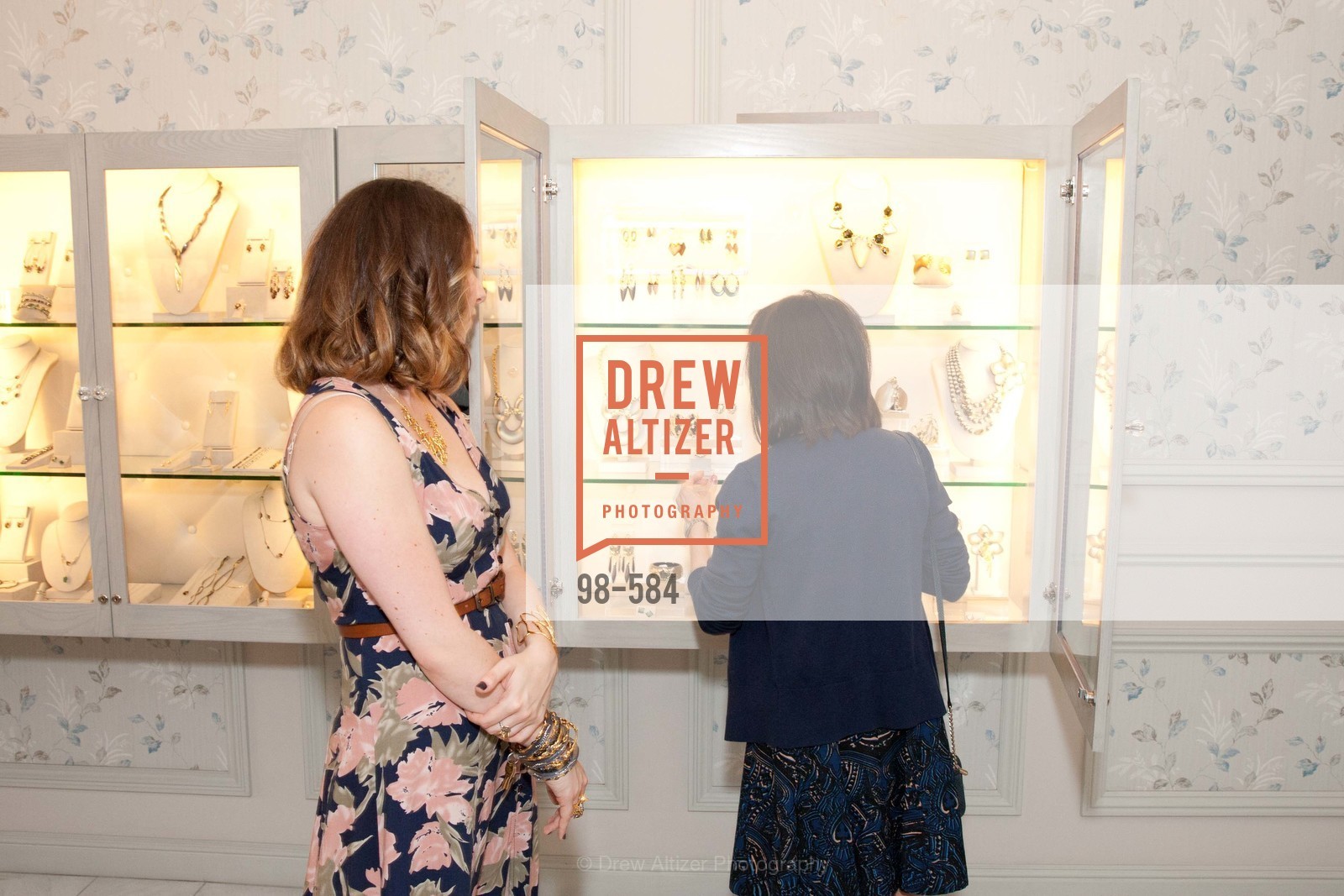 Atmosphere, Alexis Bittar Event; Support of the San Francisco Fall Antique Show Benefitting Enterprise for High School Students Francisco Fall Antique Show, benefiting Enterprise for High School Students, US, October 2nd, 2014,Drew Altizer, Drew Altizer Photography, full-service agency, private events, San Francisco photographer, photographer california