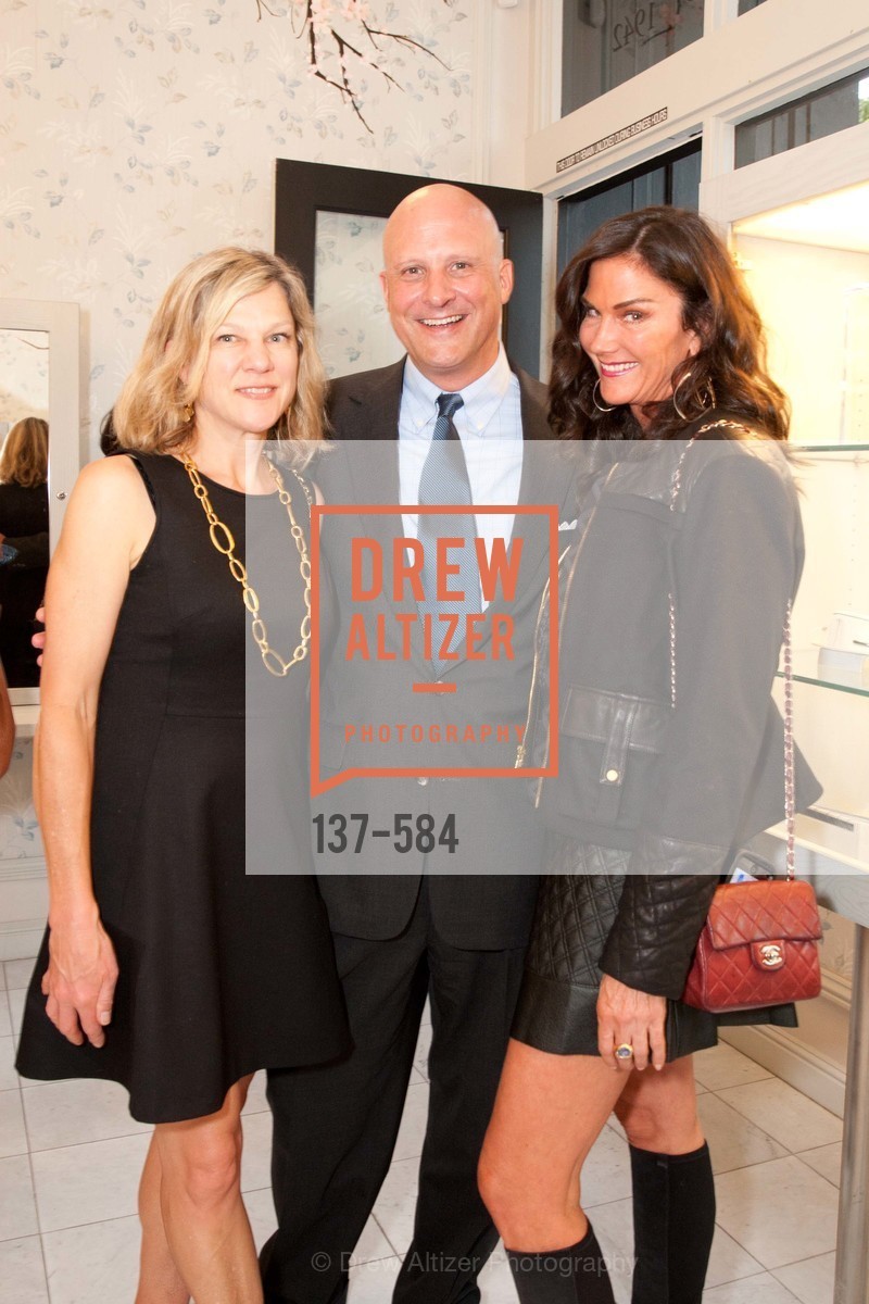 Anya Levine, Mils Levine, Lisa Alexander, Alexis Bittar Event; Support of the San Francisco Fall Antique Show Benefitting Enterprise for High School Students Francisco Fall Antique Show, benefiting Enterprise for High School Students, US, October 2nd, 2014, Photo #137-584 Anya Levine, Mils Levine, Lisa Alexander, Photo #137-584