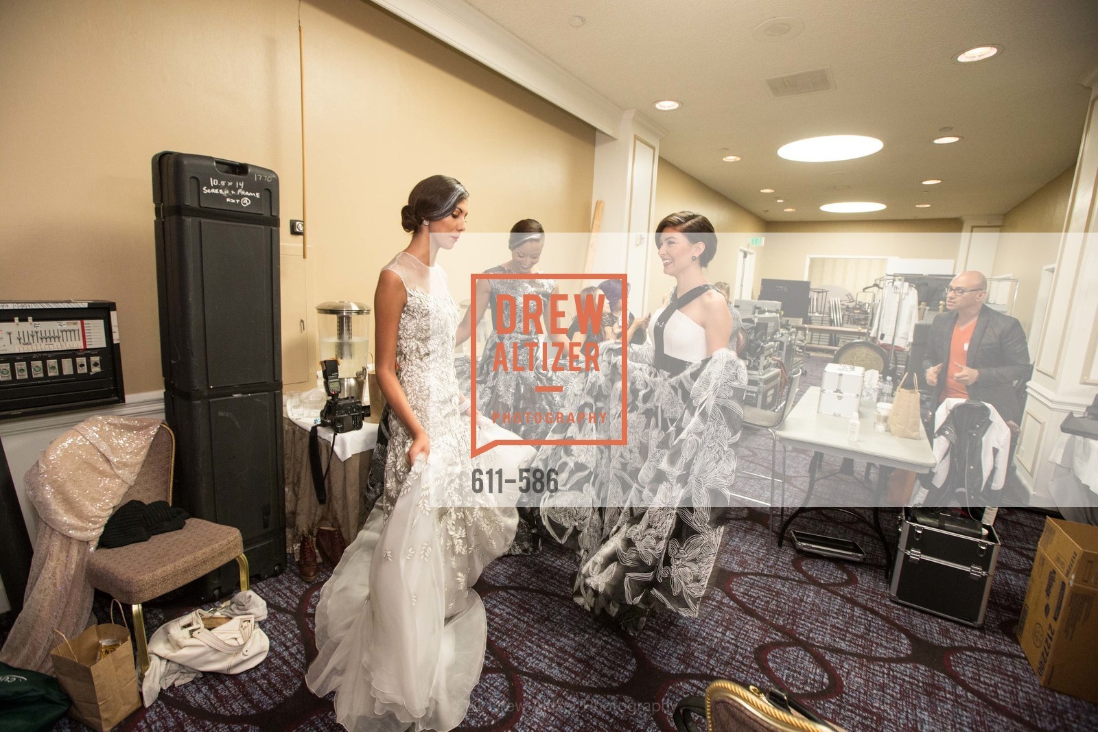Backstage, 2014 Bay Area ARTHRITIS AUXILLIARY Benefit & Fashion Show, US, October 2nd, 2014,Drew Altizer, Drew Altizer Photography, full-service agency, private events, San Francisco photographer, photographer california
