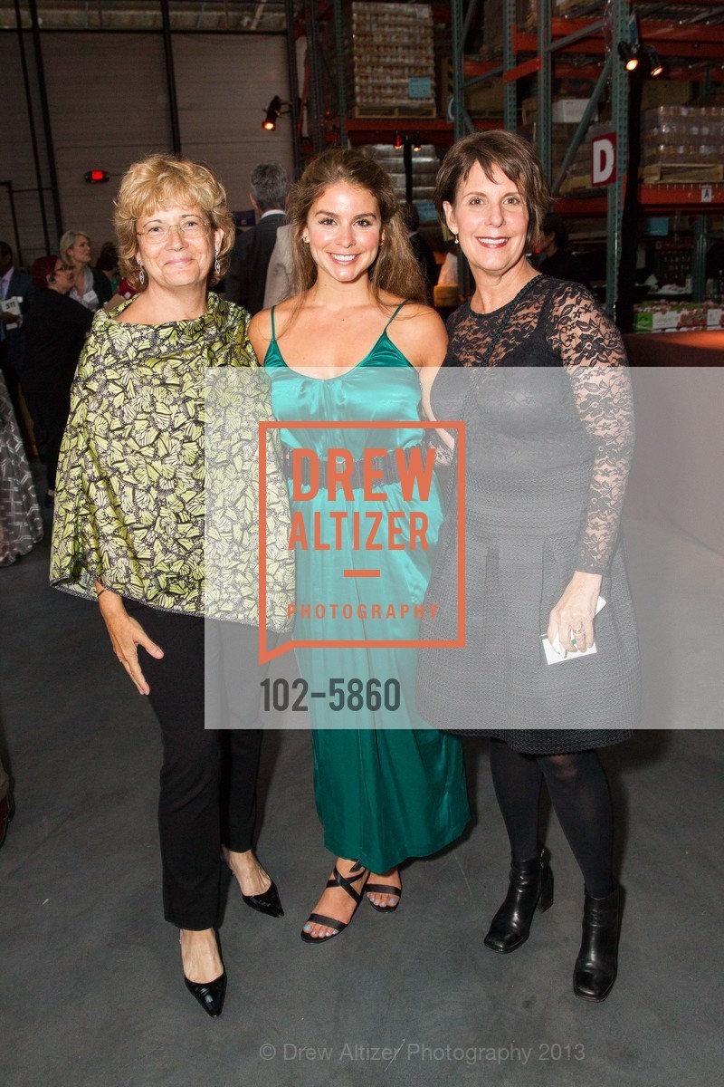 Radha Stern, Danielle O'Daly, Julia O'Daly, Photo #102-5860