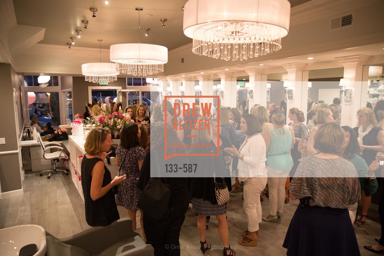 Atmosphere, BLOOM BLOW DRY BAR Grand Opening Party, US, October 2nd, 2014,Drew Altizer, Drew Altizer Photography, full-service agency, private events, San Francisco photographer, photographer california