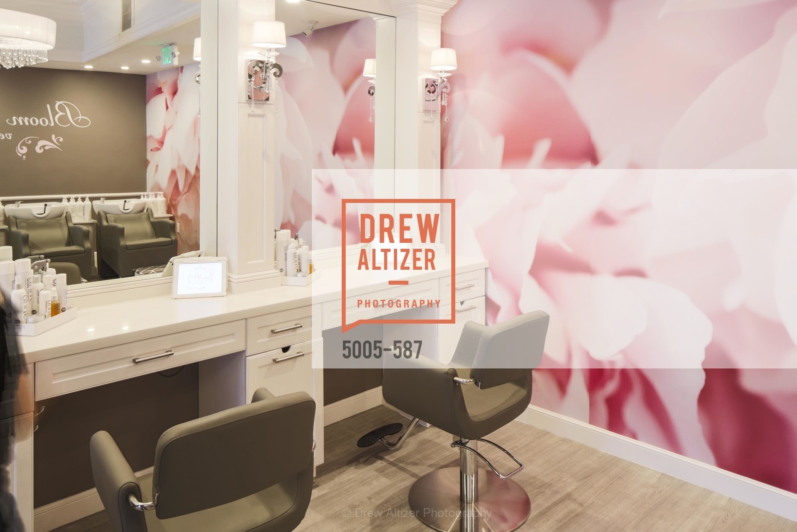 Atmosphere, BLOOM BLOW DRY BAR Grand Opening Party, US, October 2nd, 2014,Drew Altizer, Drew Altizer Photography, full-service agency, private events, San Francisco photographer, photographer california