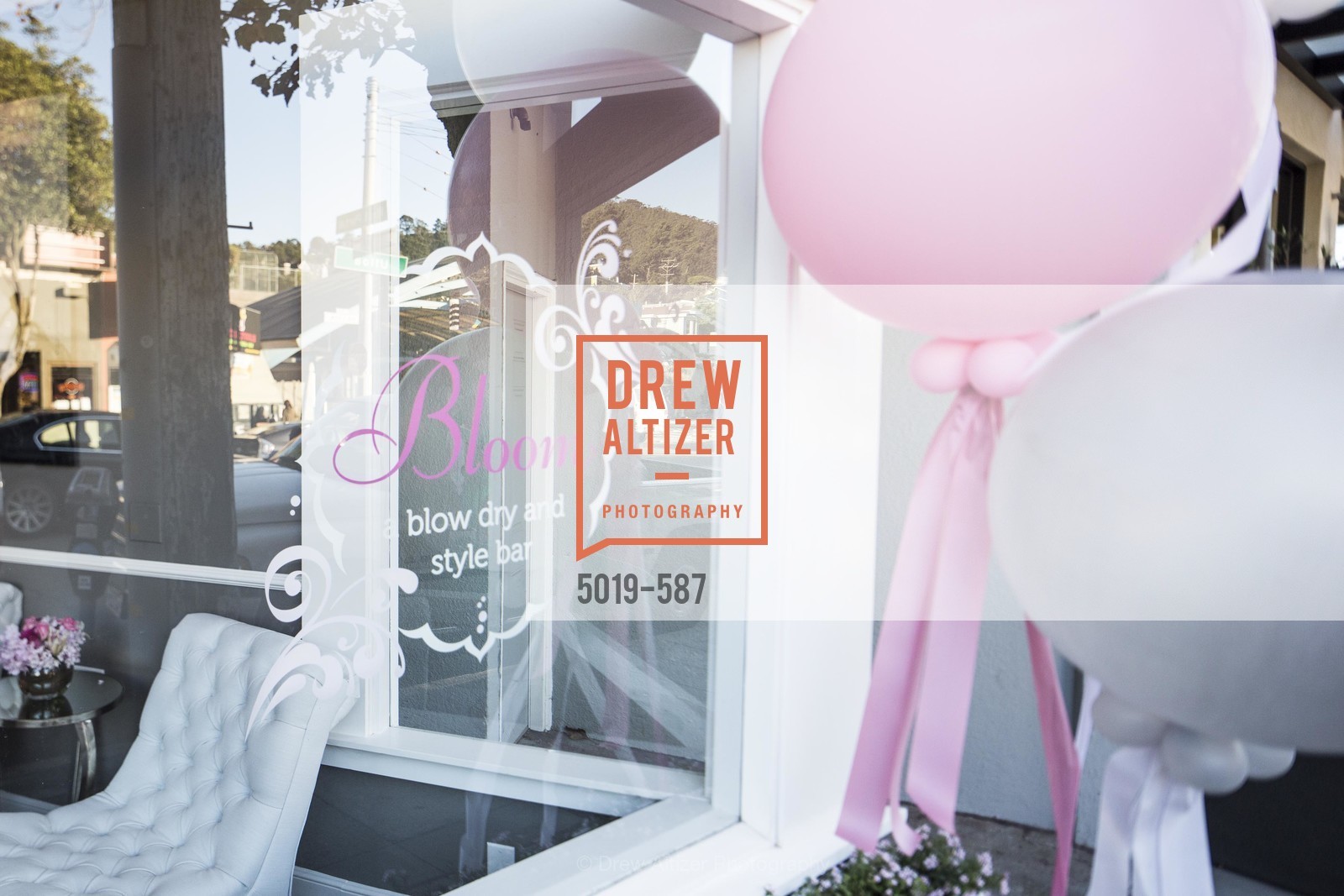 Atmosphere, BLOOM BLOW DRY BAR Grand Opening Party, US, October 2nd, 2014,Drew Altizer, Drew Altizer Photography, full-service agency, private events, San Francisco photographer, photographer california