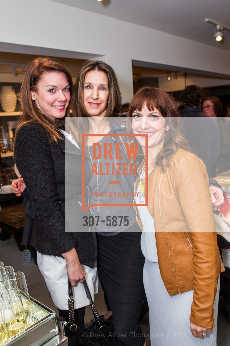 Tiffany Emerson, Paula Upson, Emily Mughannam, ERIC COHLER on Design Booksigning, US, February 5th, 2013, Photo #307-5875 Tiffany Emerson, Paula Upson, Emily Mughannam, Photo #307-5875