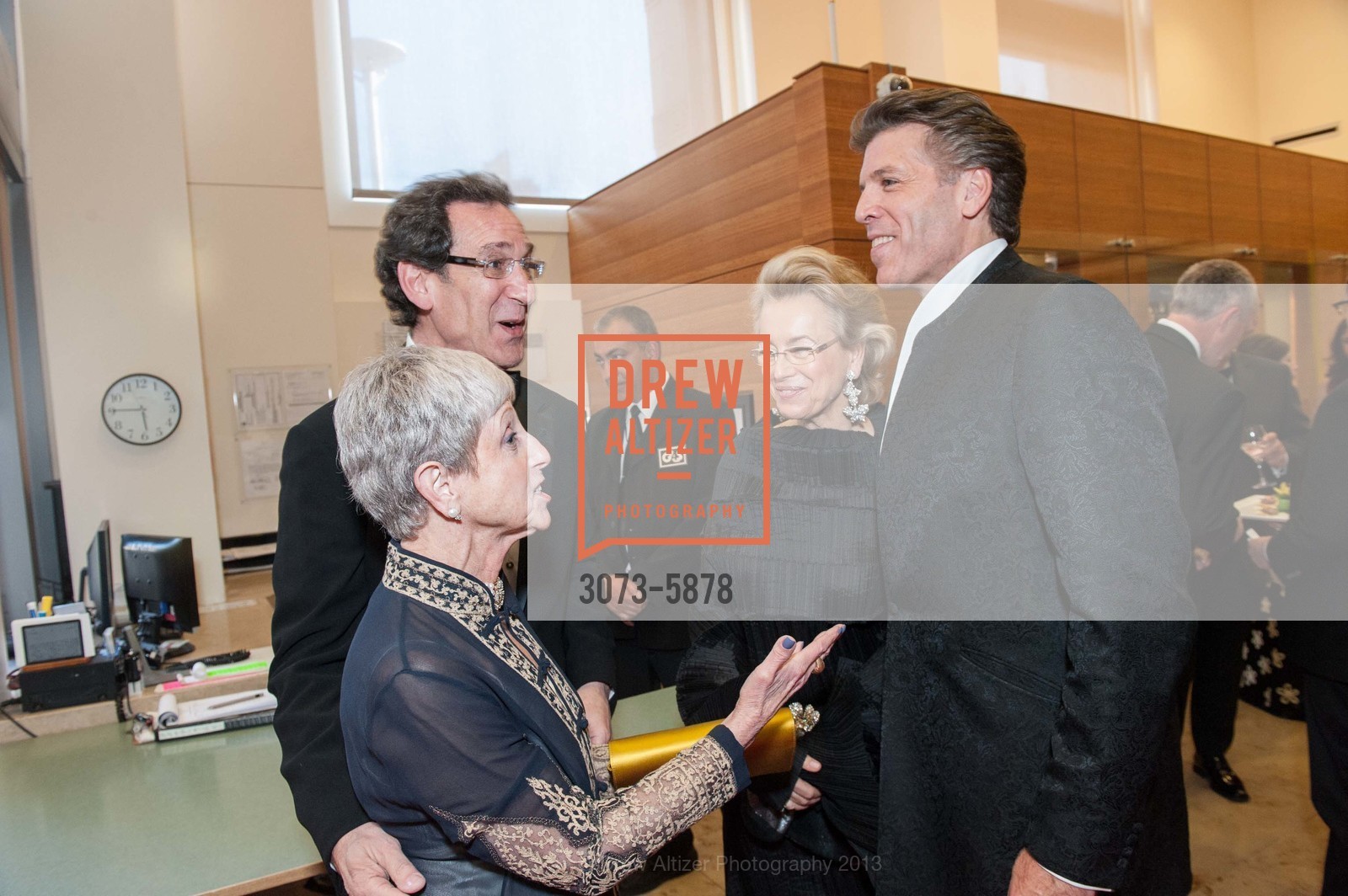 Fred Levin, Nancy Livingston, Andrea Herberstein, Thomas Hampson, Photo #3073-5878