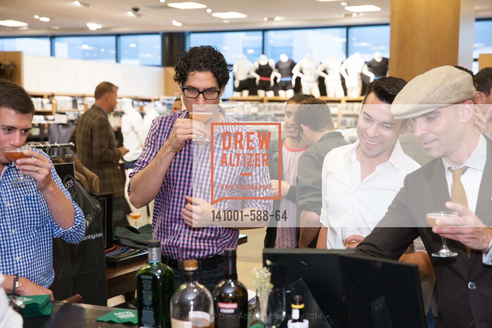 Atmosphere, ESQUIRE & BLOOMINGDALE'S SF Celebrate the Launch of FREEMANS SPORTING GOODS, US, October 2nd, 2014,Drew Altizer, Drew Altizer Photography, full-service agency, private events, San Francisco photographer, photographer california