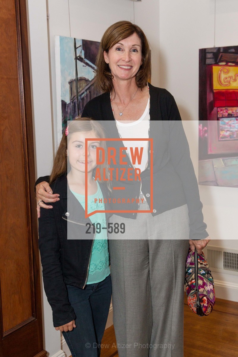Emma Borders, Leann Borders, "EVERYTHING ON IT" and "LUMIERES", US, October 2nd, 2014, Photo #219-589 Emma Borders, Leann Borders, Photo #219-589