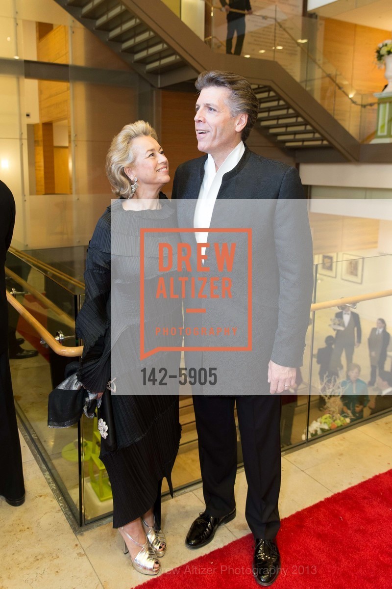 Andrea Herberstein, Thomas Hampson, 2013 CONSERVATORY GALA honoring THOMAS HAMPSON, US, April 20th, 2013, Photo #142-5905 Andrea Herberstein, Thomas Hampson, Photo #142-5905