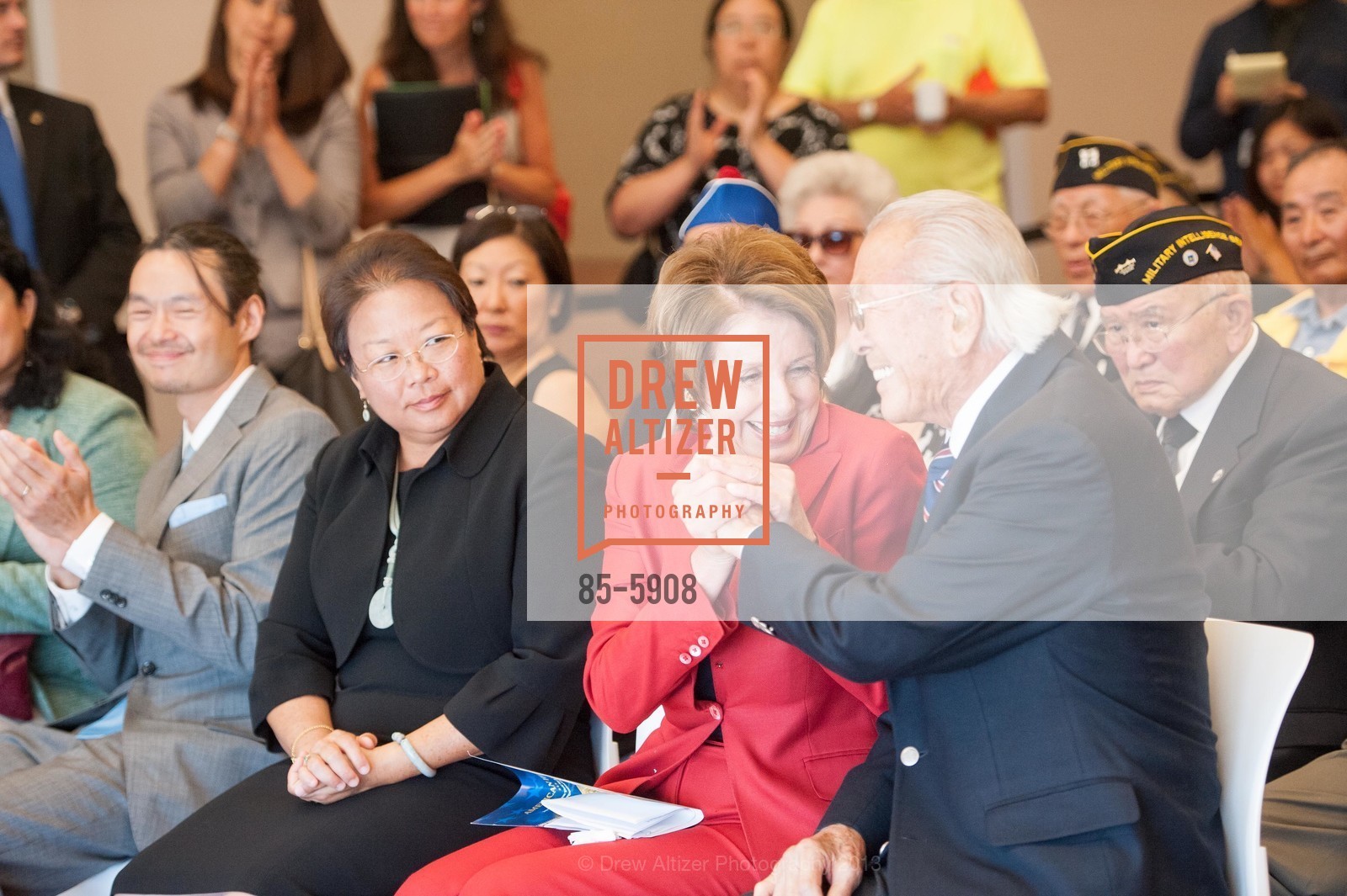 Konrad Ng, Daphne Kwok, Nancy Pelosi, Lawson Sakai, Photo #85-5908