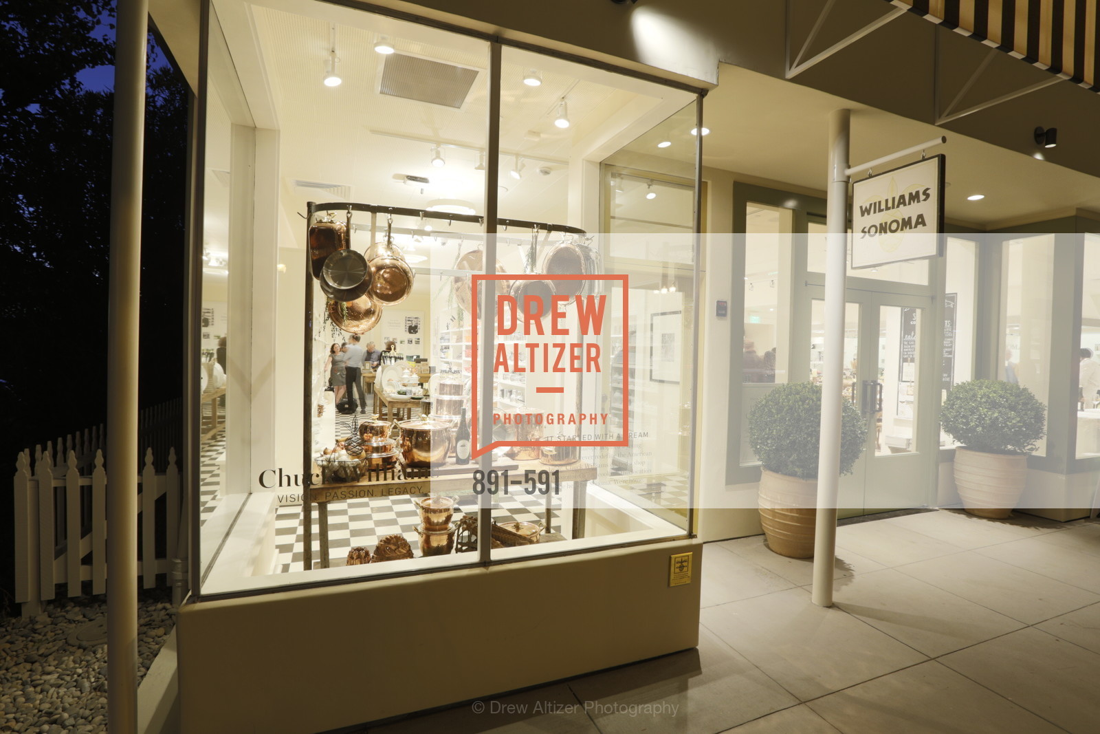 Atmosphere, CHUCK WILLIAMS Birthday Celebration, US, October 3rd, 2014,Drew Altizer, Drew Altizer Photography, full-service event agency, private events, San Francisco photographer, photographer California