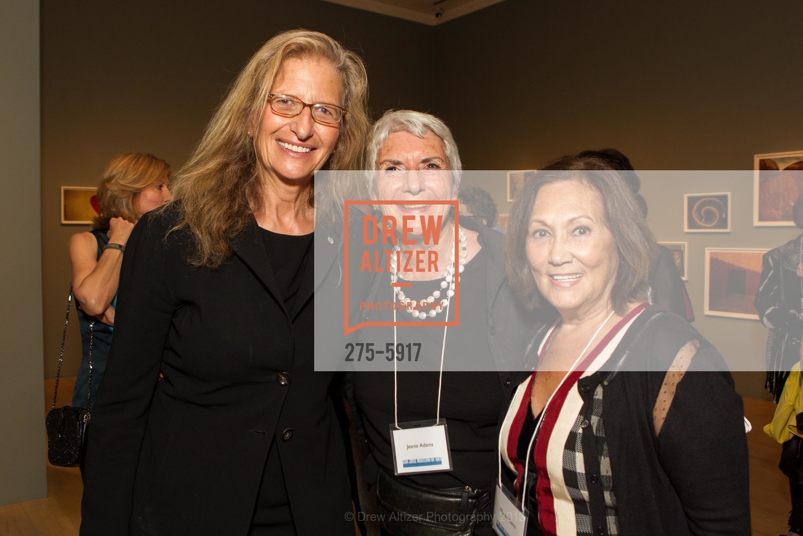 Annie Leibovitz, Jeanne Adams, Maryles Casto, SAN JOSE MUSEUM OF ART Opening Reception for Annie Leibovitz Exhibit, US, June 5th, 2013, Photo #275-5917 Annie Leibovitz, Jeanne Adams, Maryles Casto, Photo #275-5917