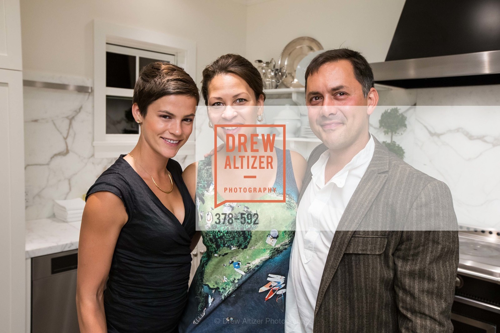 Savannah Devarney, Carrie Crespo-Dixon, Raman Frey, WILLIAMS-SONOMA Cochon BBQ Celebration, US, October 3rd, 2014, Photo #378-592 Savannah Devarney, Carrie Crespo-Dixon, Raman Frey, Photo #378-592