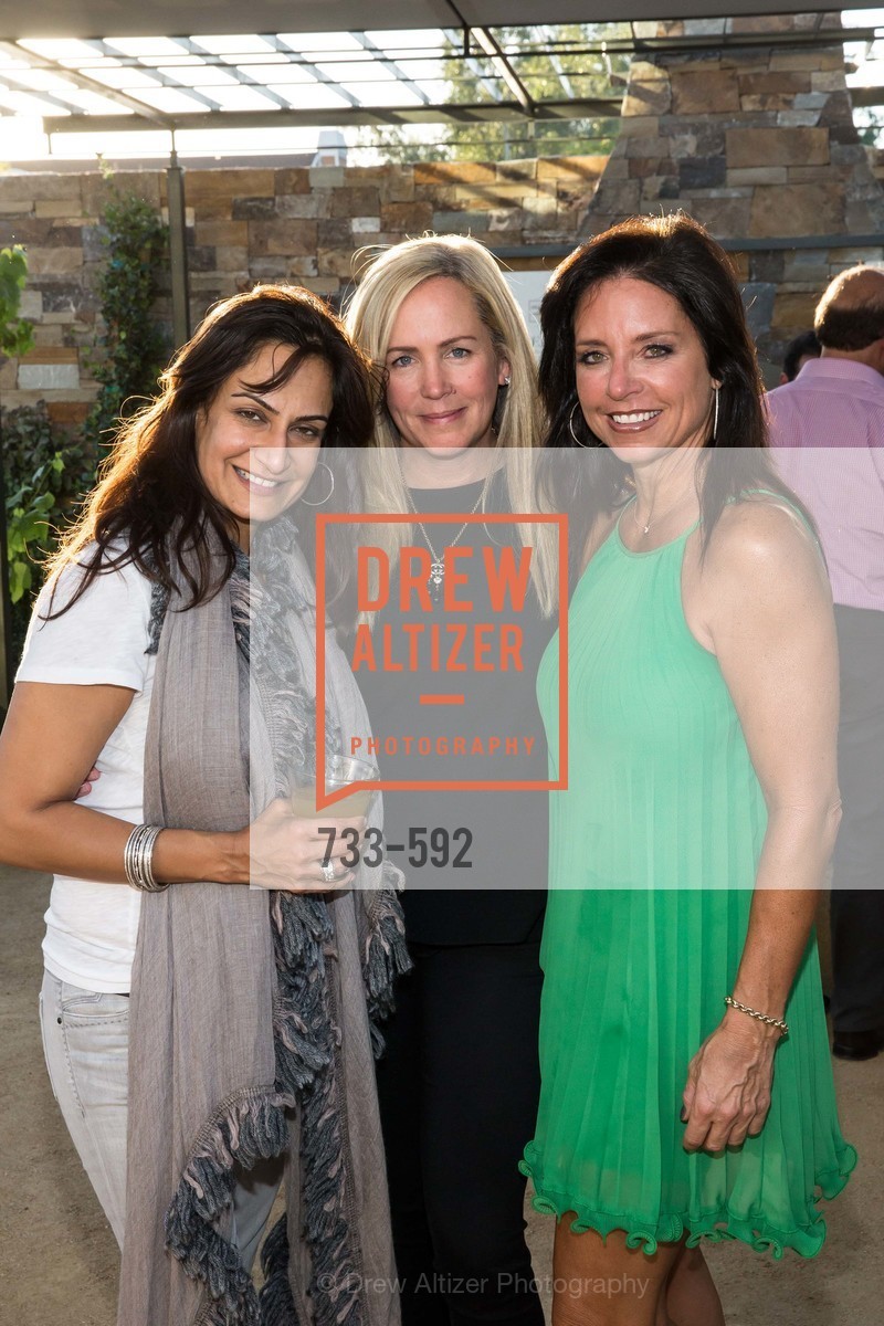 Monica Vhargava, Janet Hayes, Janice Greenwood, WILLIAMS-SONOMA Cochon BBQ Celebration, US, October 3rd, 2014, Photo #733-592 Monica Vhargava, Janet Hayes, Janice Greenwood, Photo #733-592