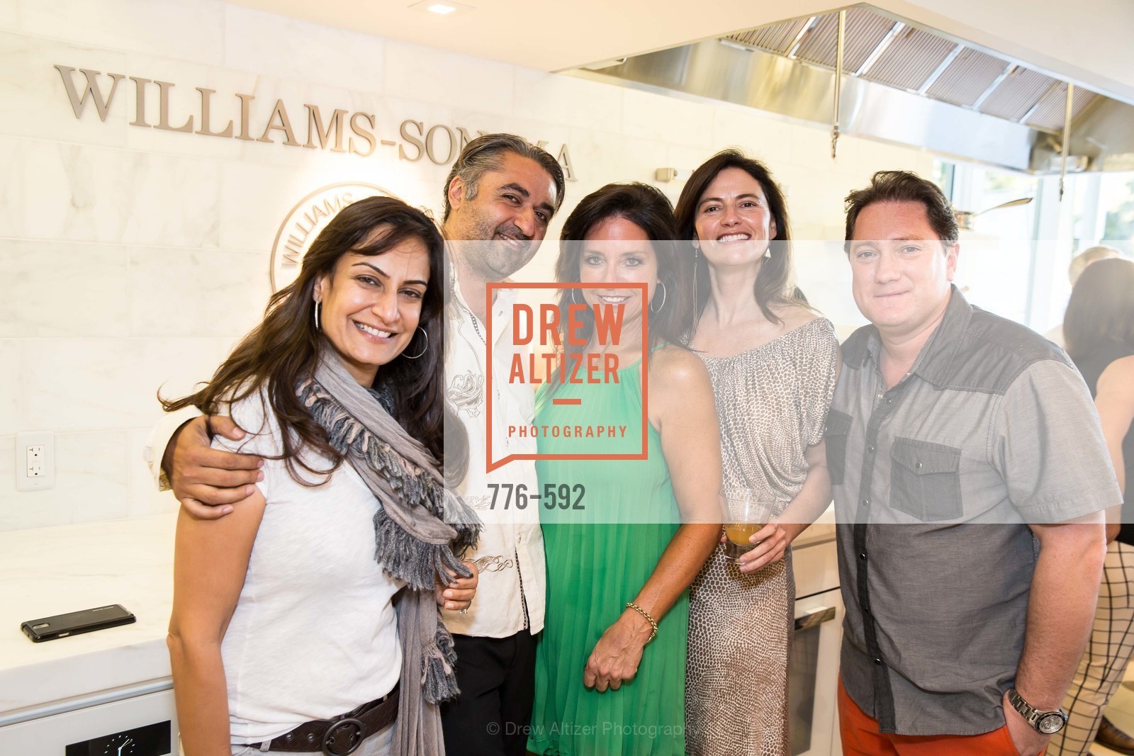 Monica Vhargava, Hooman Khalili, Janice Greenwood, Sandra Stangl, Liam Mayclem, WILLIAMS-SONOMA Cochon BBQ Celebration, US, October 3rd, 2014, Photo #776-592 Monica Vhargava, Hooman Khalili, Janice Greenwood, Sandra Stangl, Liam Mayclem, Photo #776-592