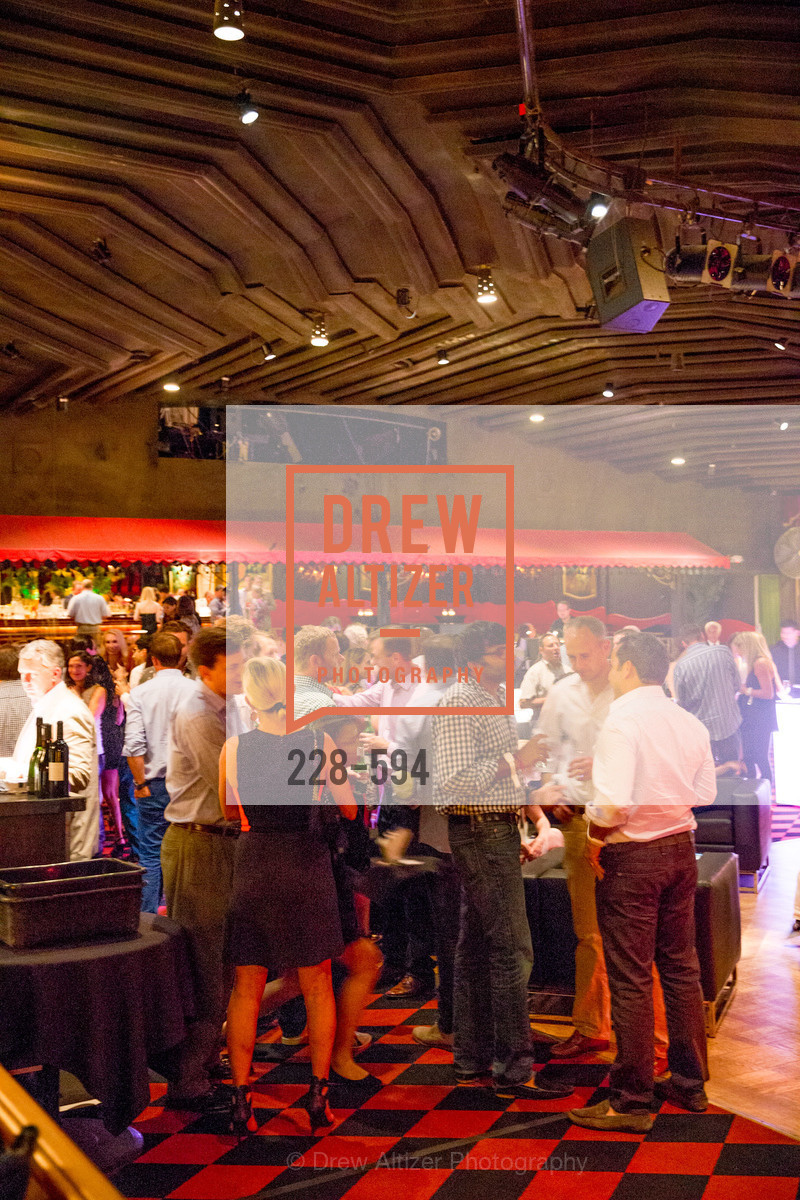 Atmosphere, SARAH'S 40TH, October 5th, 2014, Photo
