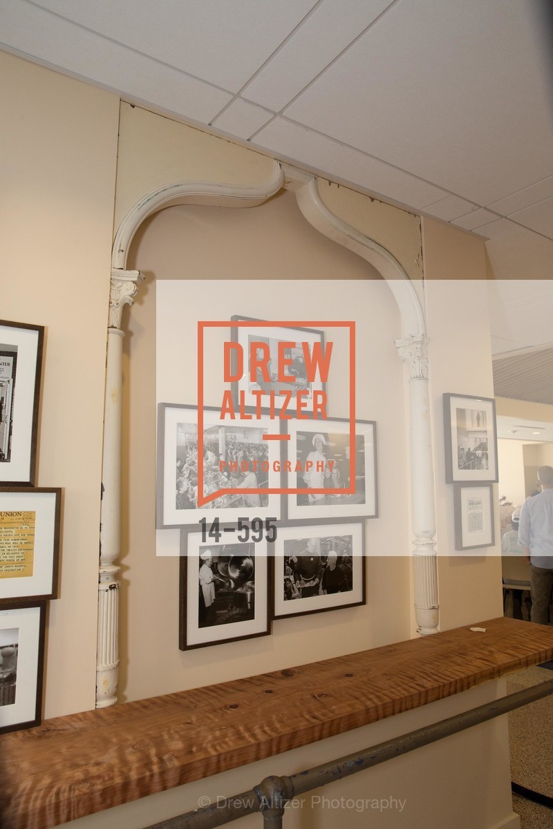 Atmosphere, ST. ANTHONY'S Dining Room Ribbon Cutting Ceremony, US, October 5th, 2014,Drew Altizer, Drew Altizer Photography, full-service agency, private events, San Francisco photographer, photographer california