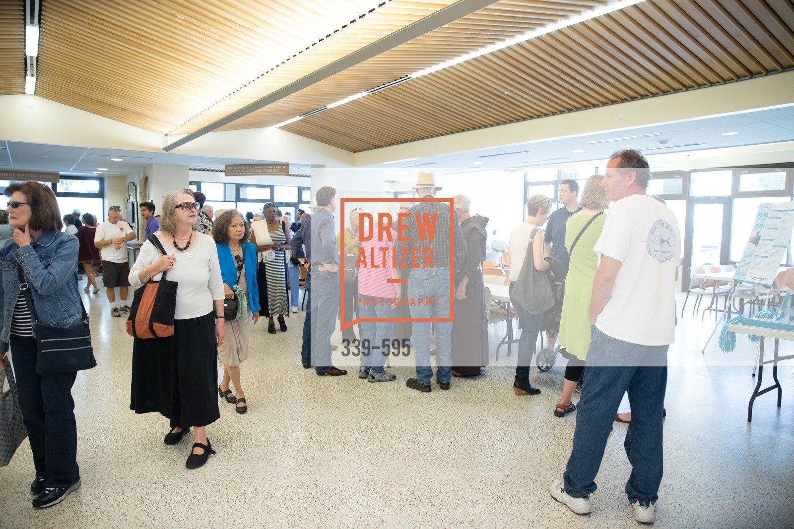 Atmosphere, ST. ANTHONY'S Dining Room Ribbon Cutting Ceremony, US, October 5th, 2014,Drew Altizer, Drew Altizer Photography, full-service agency, private events, San Francisco photographer, photographer california
