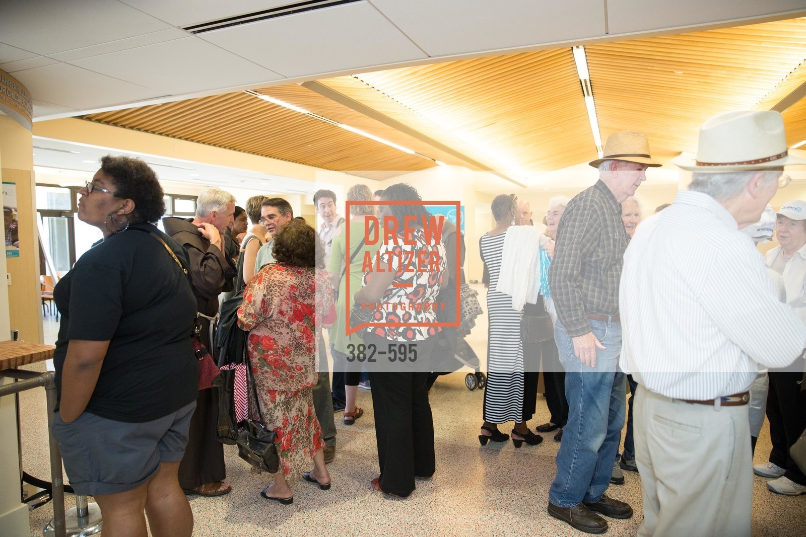 Atmosphere, ST. ANTHONY'S Dining Room Ribbon Cutting Ceremony, US, October 5th, 2014, Photo #382-595 Atmosphere, Photo #382-595