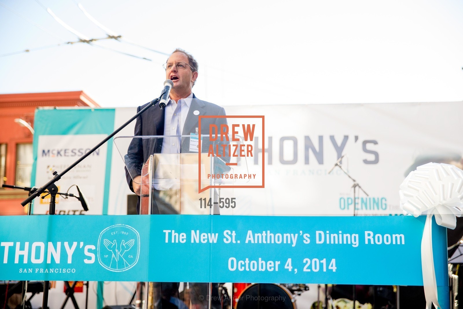 Michael Parish, ST. ANTHONY'S Dining Room Ribbon Cutting Ceremony, US, October 5th, 2014,Drew Altizer, Drew Altizer Photography, full-service agency, private events, San Francisco photographer, photographer california