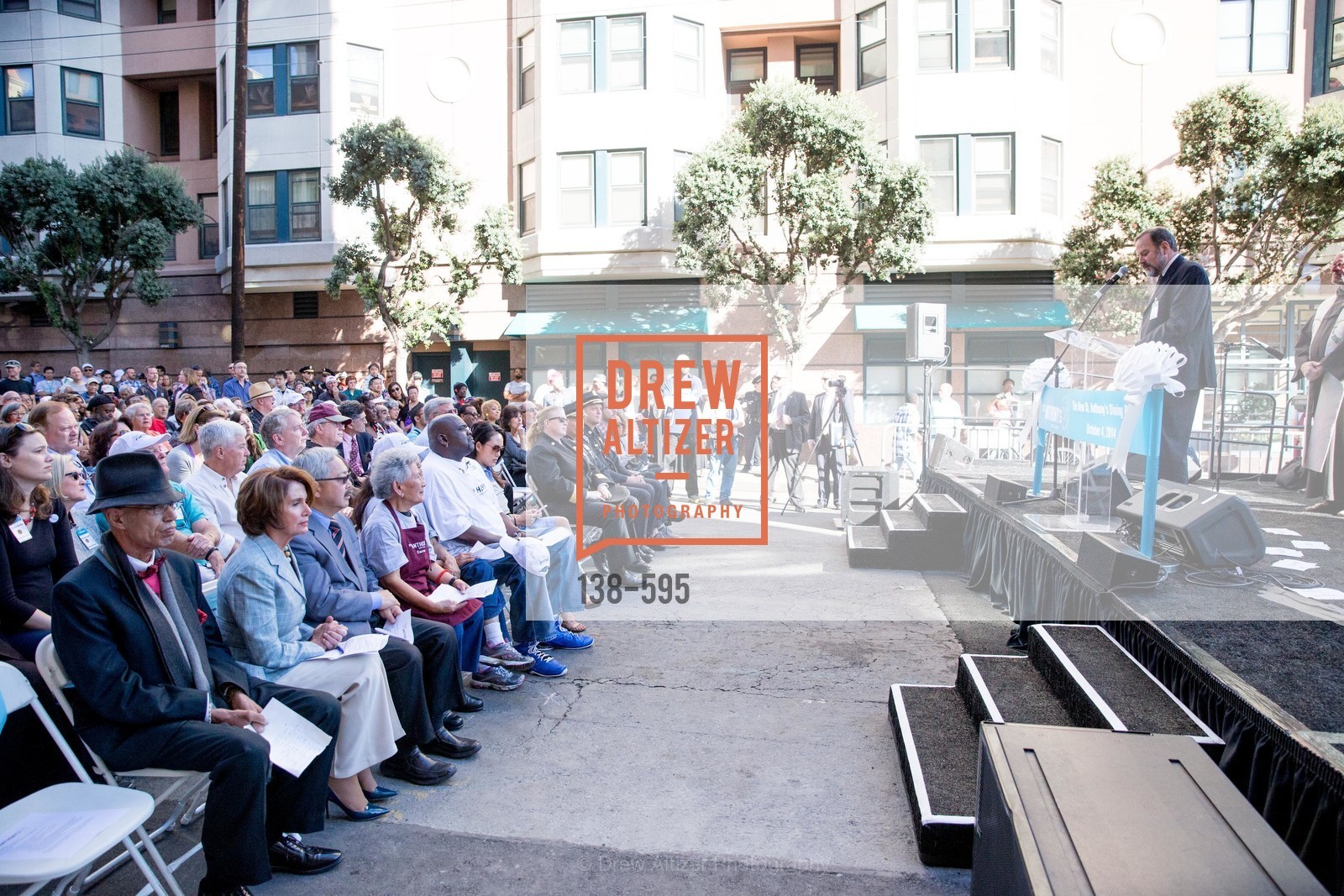 Barry Stenger, ST. ANTHONY'S Dining Room Ribbon Cutting Ceremony, US, October 5th, 2014,Drew Altizer, Drew Altizer Photography, full-service agency, private events, San Francisco photographer, photographer california
