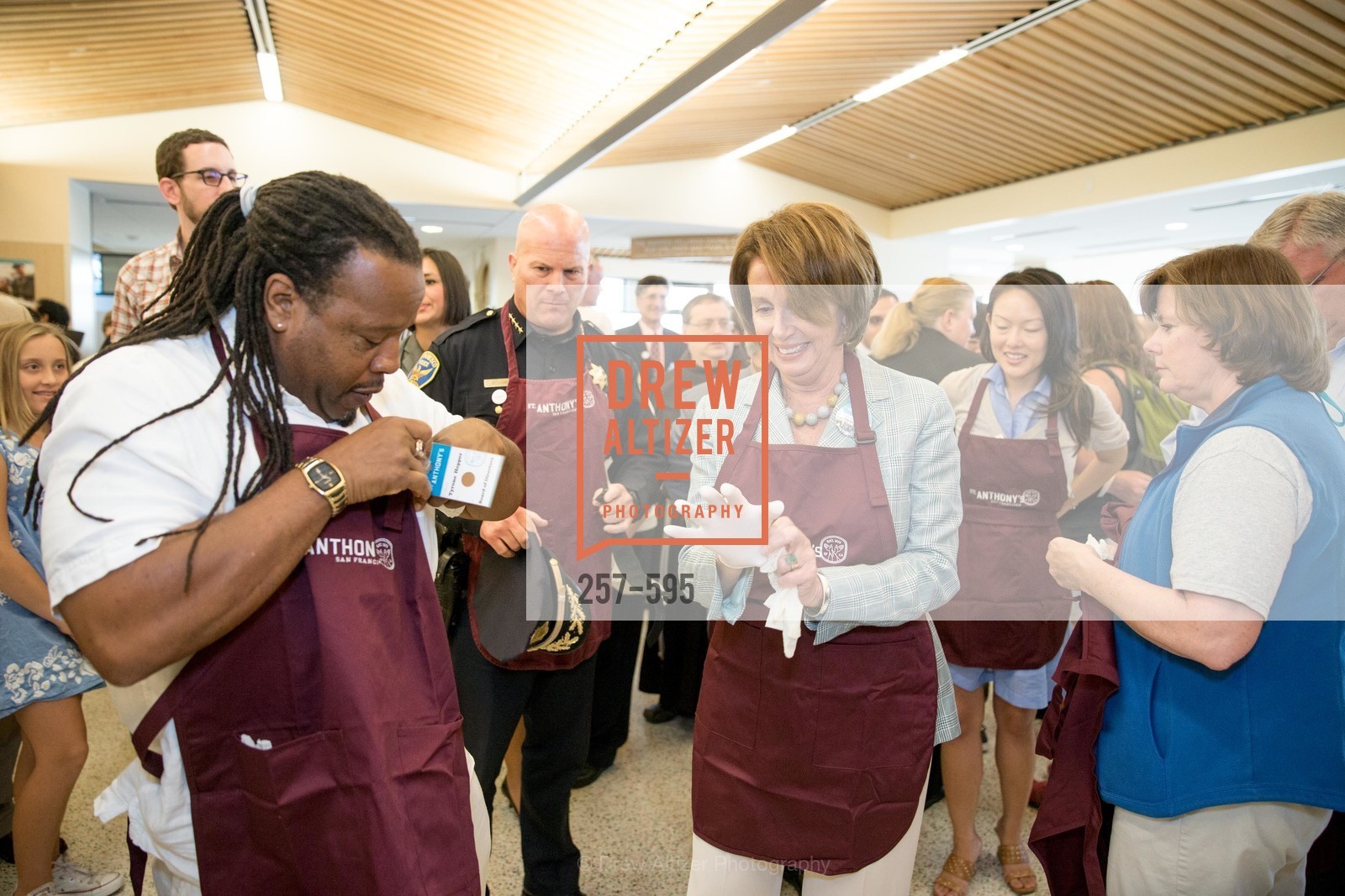Tyrone Hopper, Nancy Pelosi, ST. ANTHONY'S Dining Room Ribbon Cutting Ceremony, US, October 5th, 2014,Drew Altizer, Drew Altizer Photography, full-service agency, private events, San Francisco photographer, photographer california