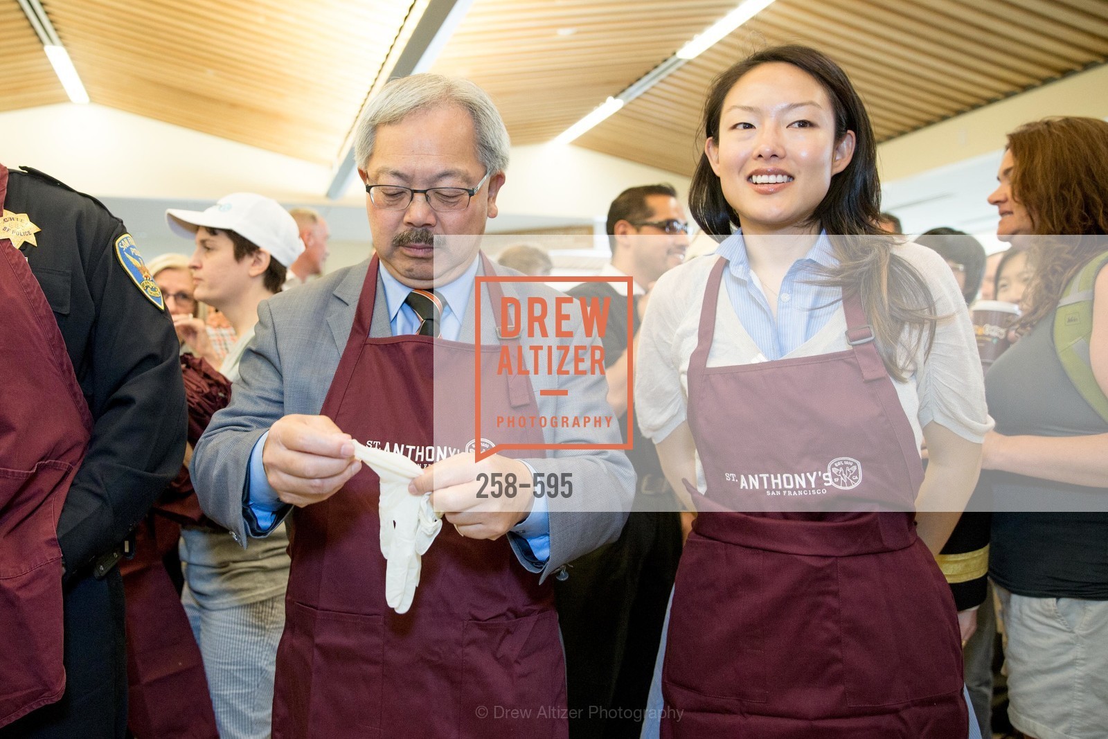 Tyrone Hopper, Nancy Pelosi, ST. ANTHONY'S Dining Room Ribbon Cutting Ceremony, US, October 5th, 2014,Drew Altizer, Drew Altizer Photography, full-service agency, private events, San Francisco photographer, photographer california