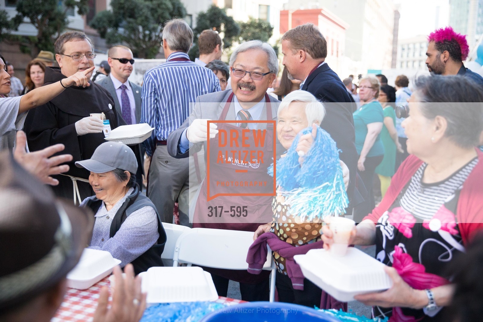 Ed Lee, ST. ANTHONY'S Dining Room Ribbon Cutting Ceremony, US, October 5th, 2014,Drew Altizer, Drew Altizer Photography, full-service agency, private events, San Francisco photographer, photographer california