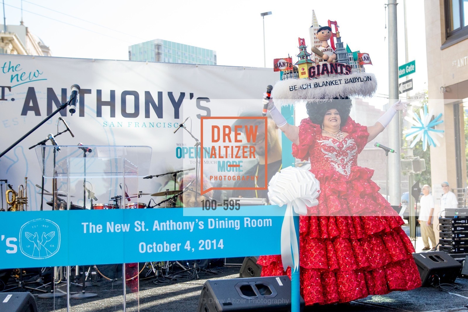Beach Blanket Babylon, ST. ANTHONY'S Dining Room Ribbon Cutting Ceremony, US, October 5th, 2014,Drew Altizer, Drew Altizer Photography, full-service event agency, private events, San Francisco photographer, photographer California