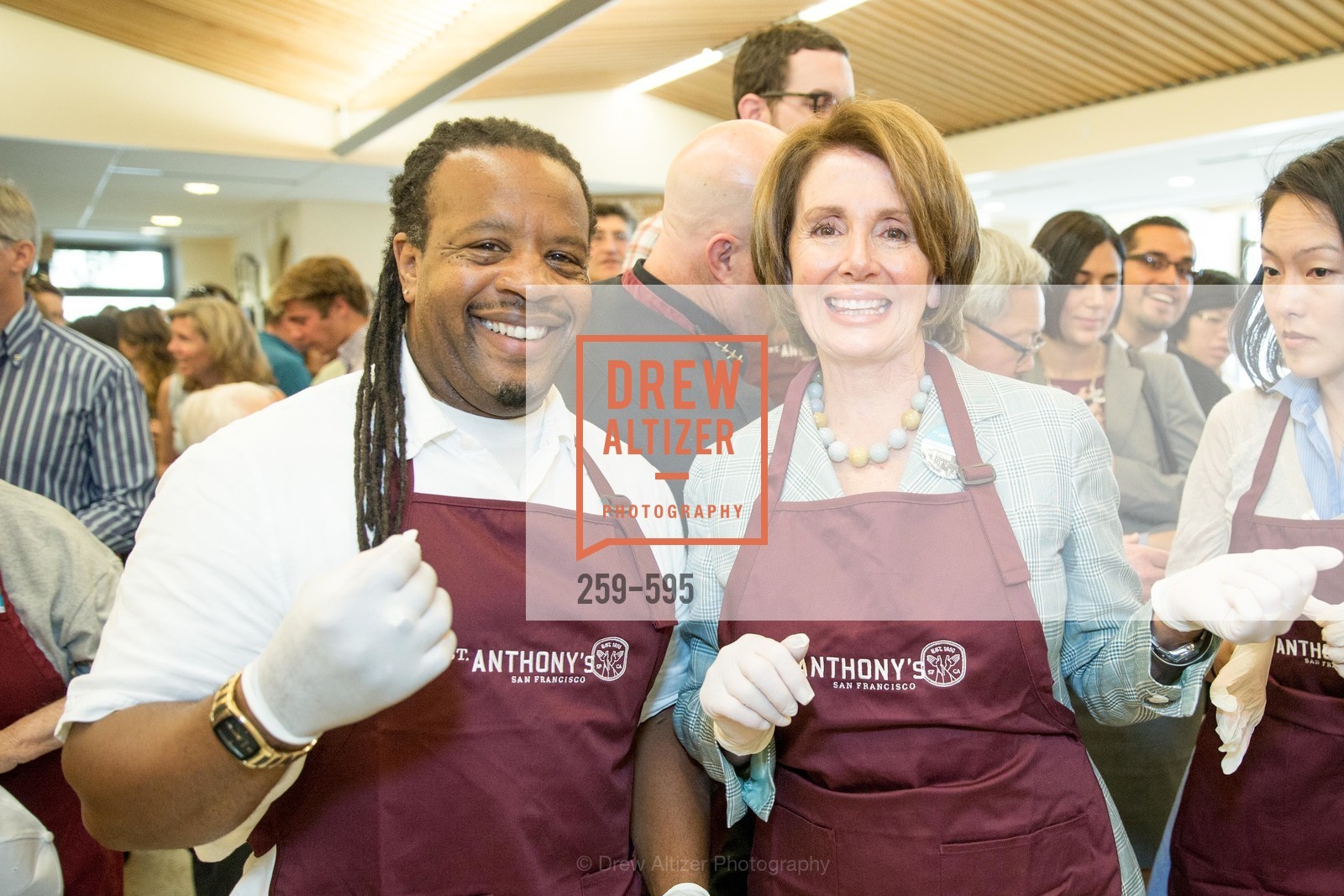 Tyrone Hopper, Nancy Pelosi, ST. ANTHONY'S Dining Room Ribbon Cutting Ceremony, US, October 5th, 2014,Drew Altizer, Drew Altizer Photography, full-service agency, private events, San Francisco photographer, photographer california