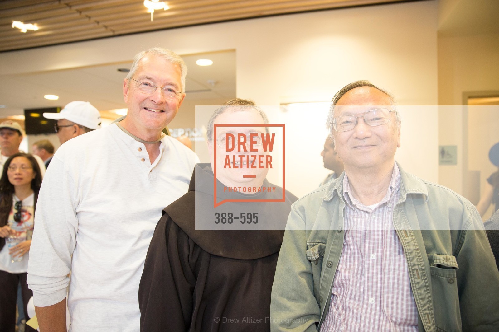 Brother James, George Kwan, ST. ANTHONY'S Dining Room Ribbon Cutting Ceremony, US, October 5th, 2014, Photo #388-595 Brother James, George Kwan, Photo #388-595