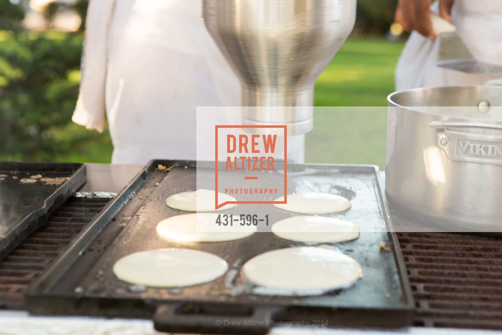 WILLIAMS-SONOMA Grand Re-Opening Breakfast, US, October 5th, 2014, Photo #431-596-1 Photo #431-596-1