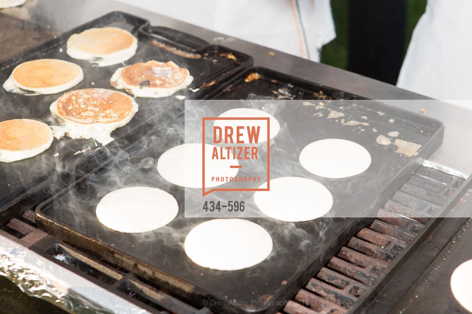 WILLIAMS-SONOMA Grand Re-Opening Breakfast, US, October 5th, 2014, Photo #434-596 Photo #434-596