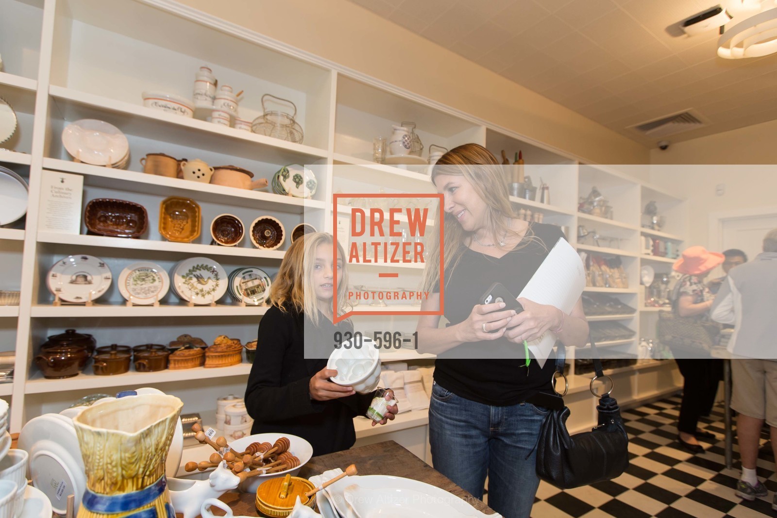 WILLIAMS-SONOMA Grand Re-Opening Breakfast, US, October 5th, 2014, Photo #930-596-1 Photo #930-596-1