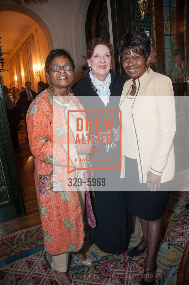 Carolyn Doelling, Sheila Sabine, Angela Archie, Photo #329-5969