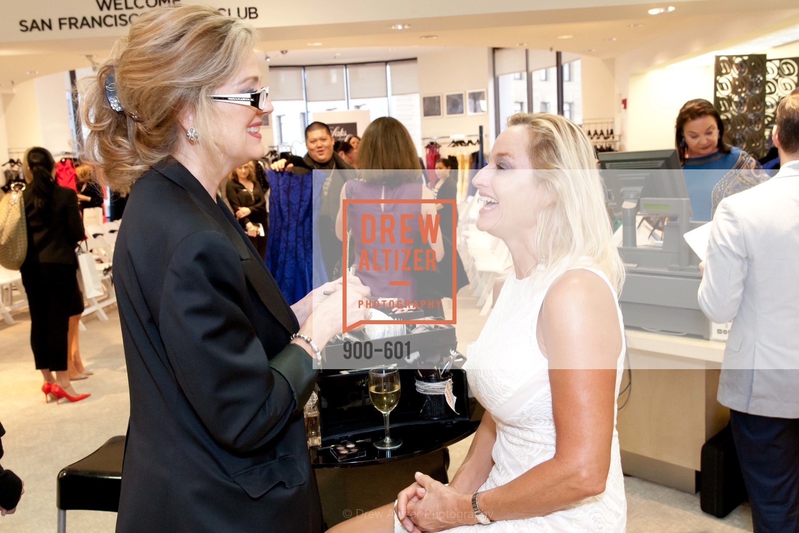 Jolynn Hardiman, SAKS FIFTH AVENUE and HARPER'S BAZAAR Host the San Francisco Yacht Club, US, October 9th, 2014,Drew Altizer, Drew Altizer Photography, full-service agency, private events, San Francisco photographer, photographer california