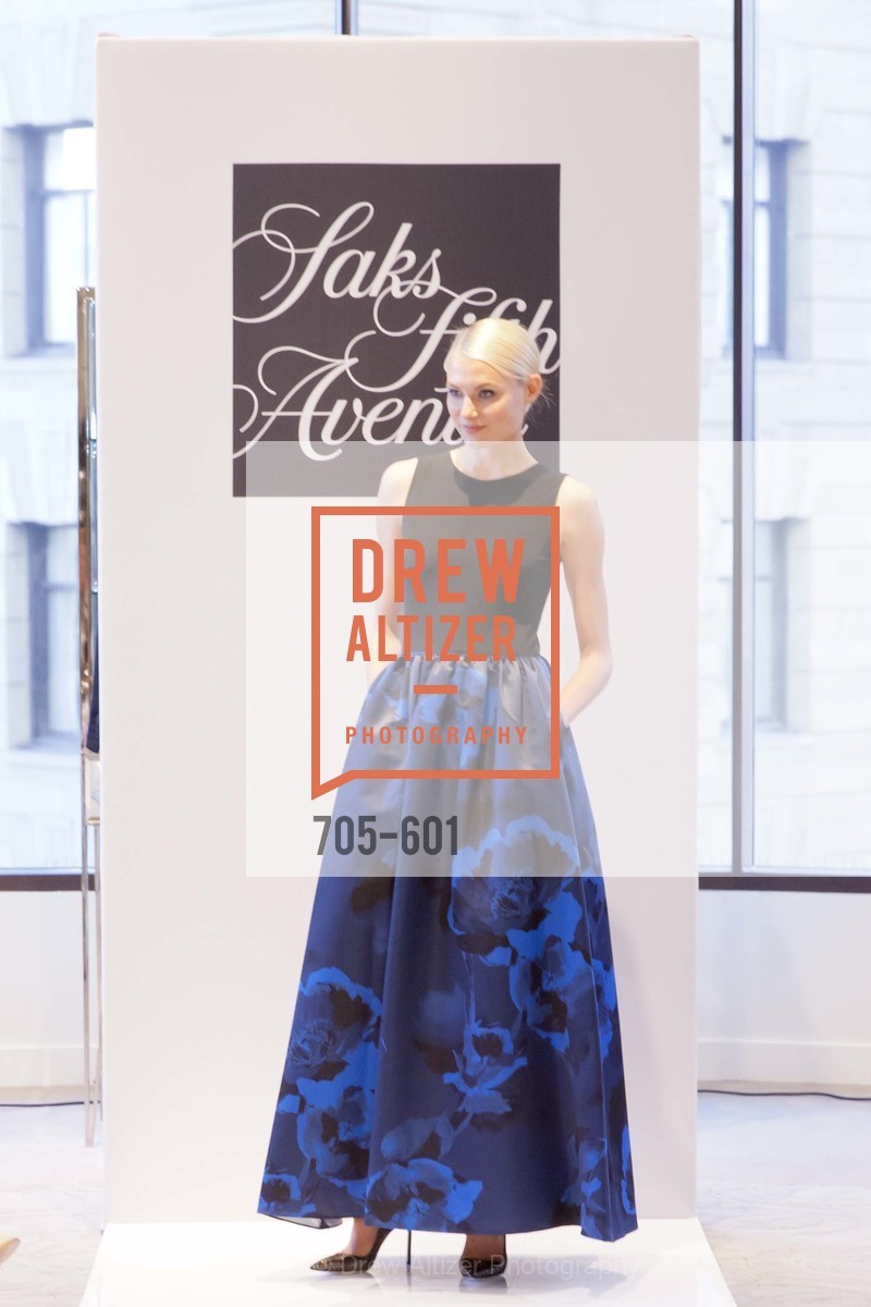 Fashion Show, SAKS FIFTH AVENUE and HARPER'S BAZAAR Host the San Francisco Yacht Club, US, October 9th, 2014,Drew Altizer, Drew Altizer Photography, full-service agency, private events, San Francisco photographer, photographer california